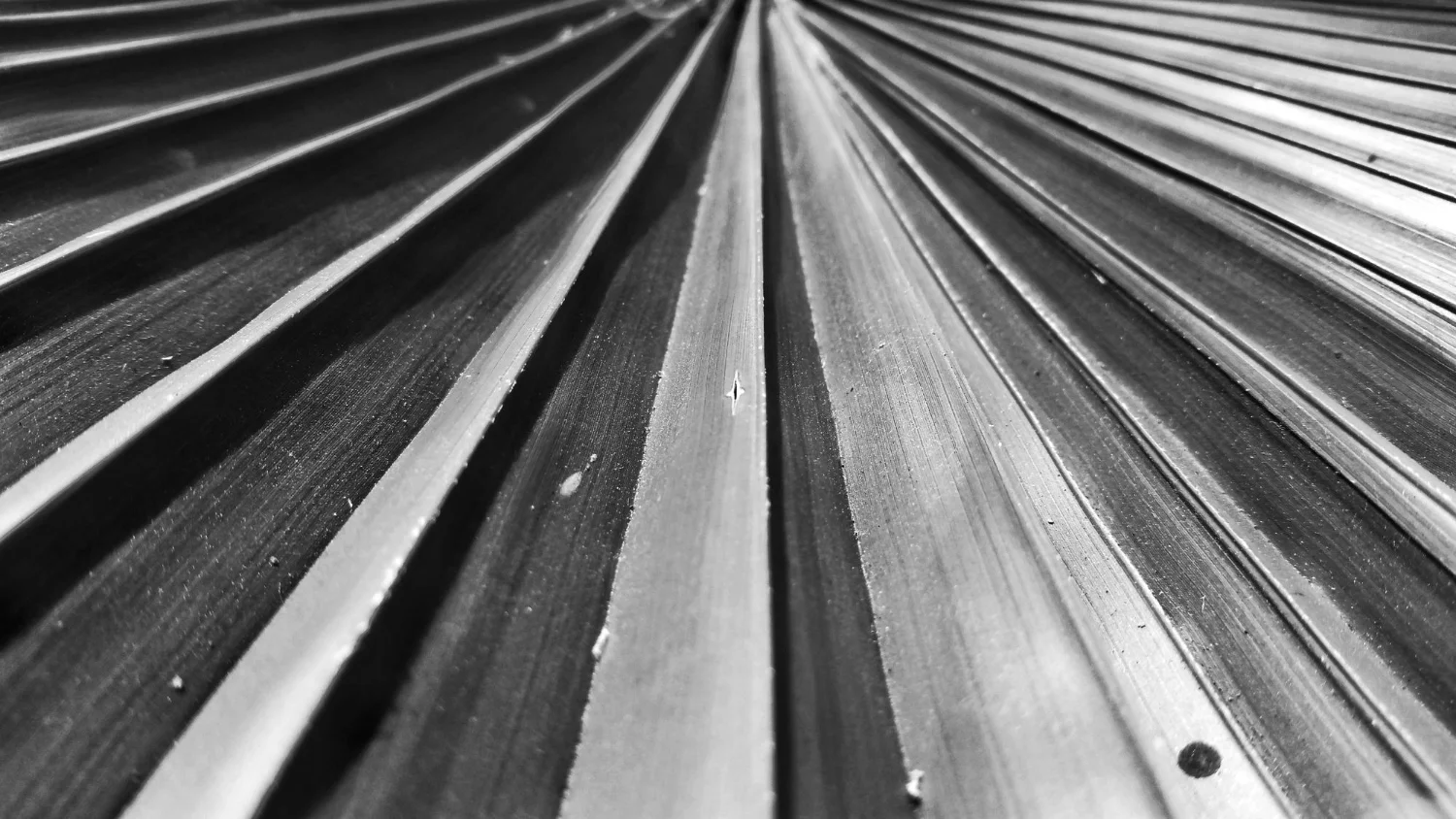 Kątowniki stalowe – jakie są ich zalety i gdzie można je zastosować?